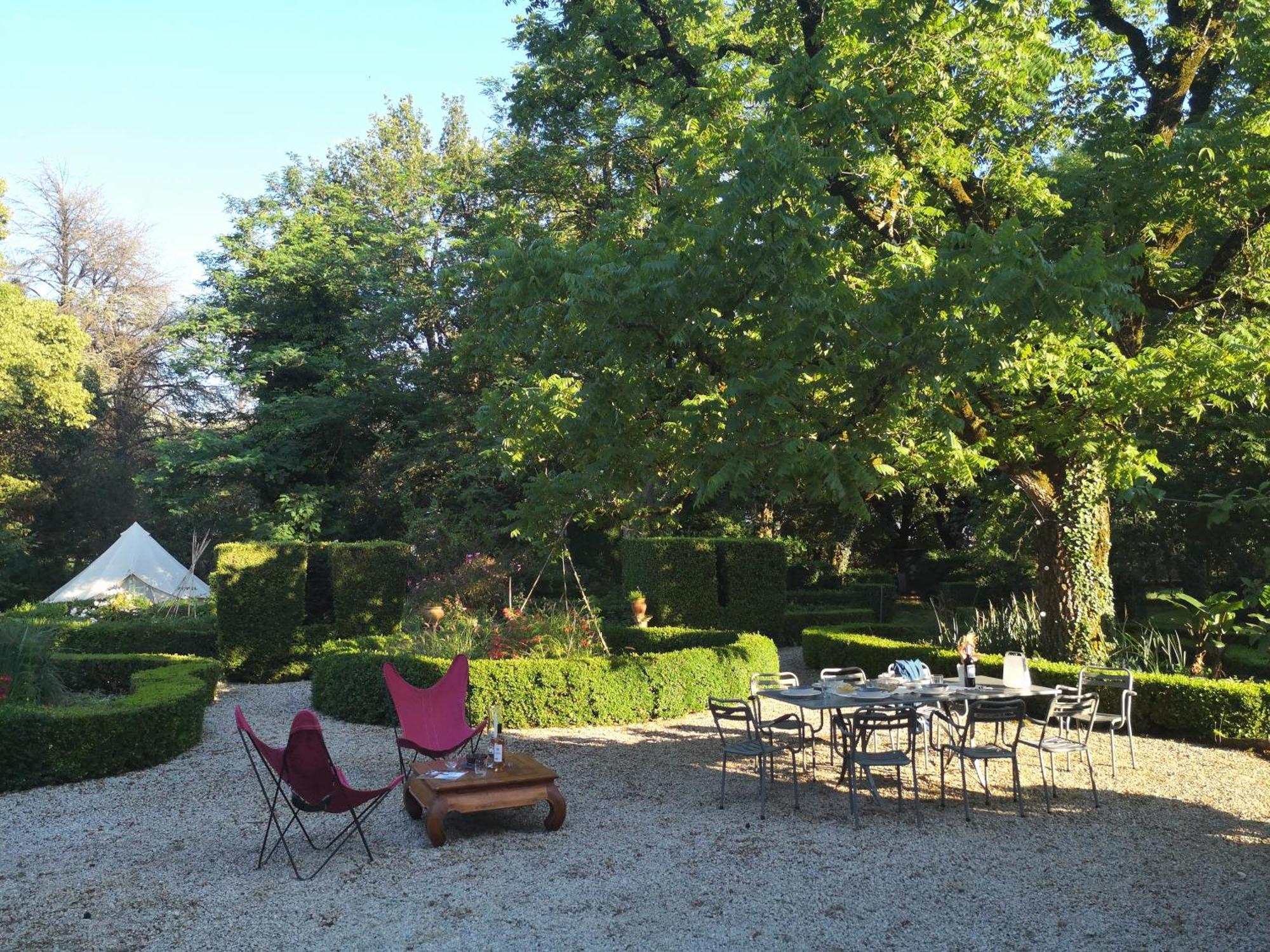 Domaine De La Celarie Mouzieys-Teulet Exterior photo